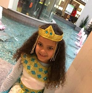 Meet your Posher, Dawn